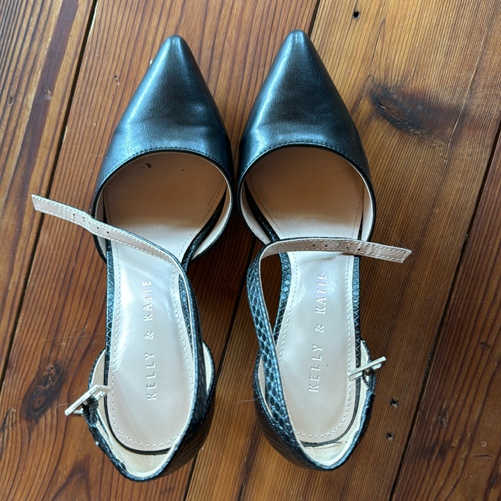 Black snake print faux leather pointy heels